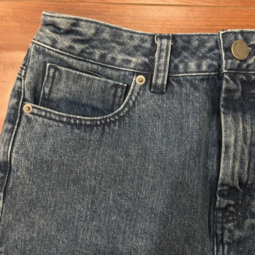 Asos Denim Frayed Hem Dark Denim Cutoff Shorts Size 8 - Picture 5 of 9